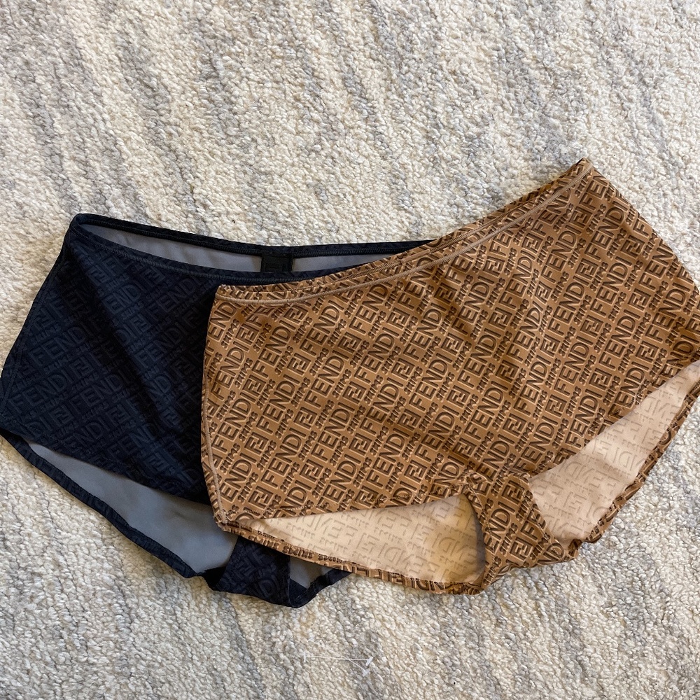 Fendi x Skims 2 pack underwear Boyshorts Size M